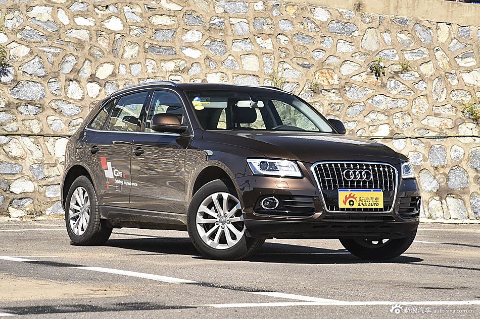 2015款奥迪Q5 40TFSI舒适型