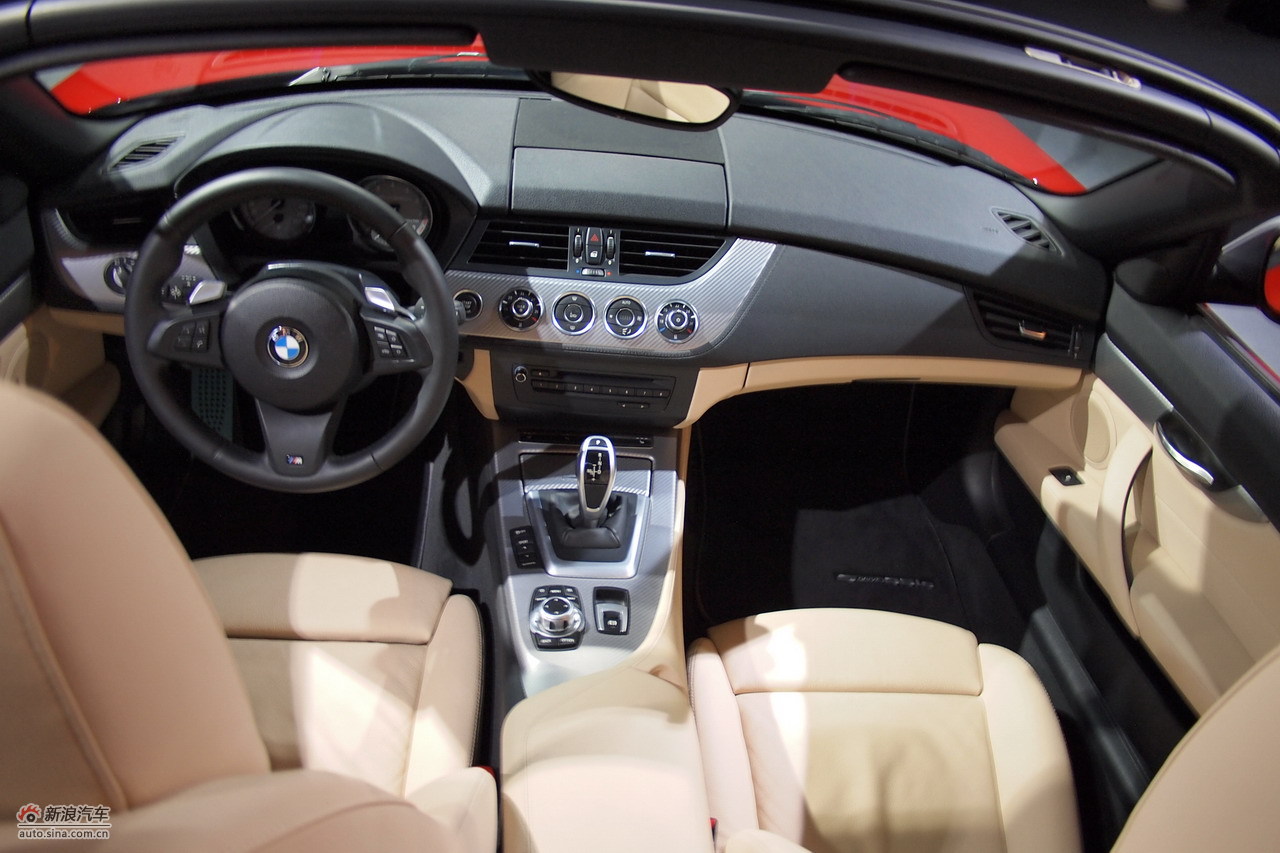 【宝马z4】2011款宝马z4 sdrive35is自动型_综合图/外观图/内饰图