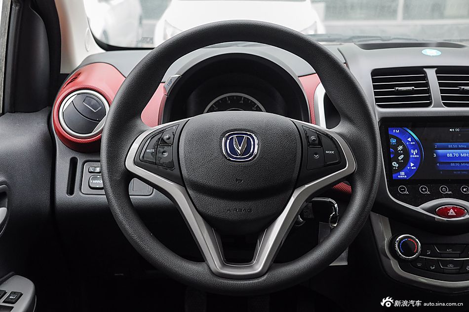 2015款奔奔1.4L手动尊贵型国5