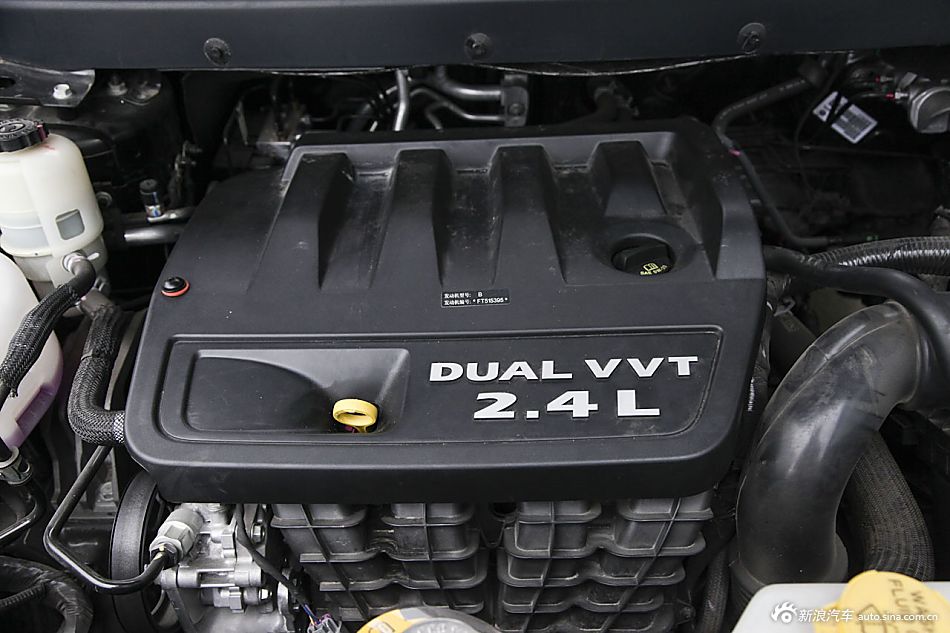 2013款酷威2.4L尊尚版