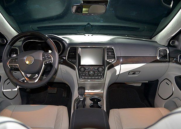 Jeep新款大切诺基Summit