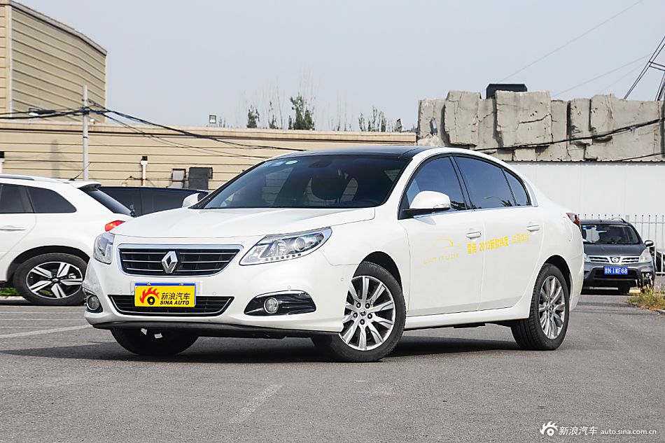 2013款纬度2.0L CVT豪华导航版