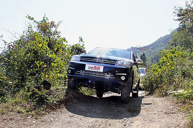 试驾开瑞杰虎皮卡2.8T领航版