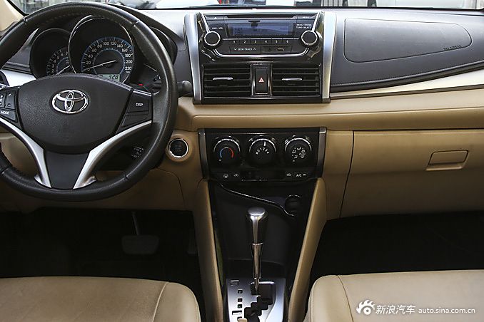 2014款威驰1.5L自动智尊版