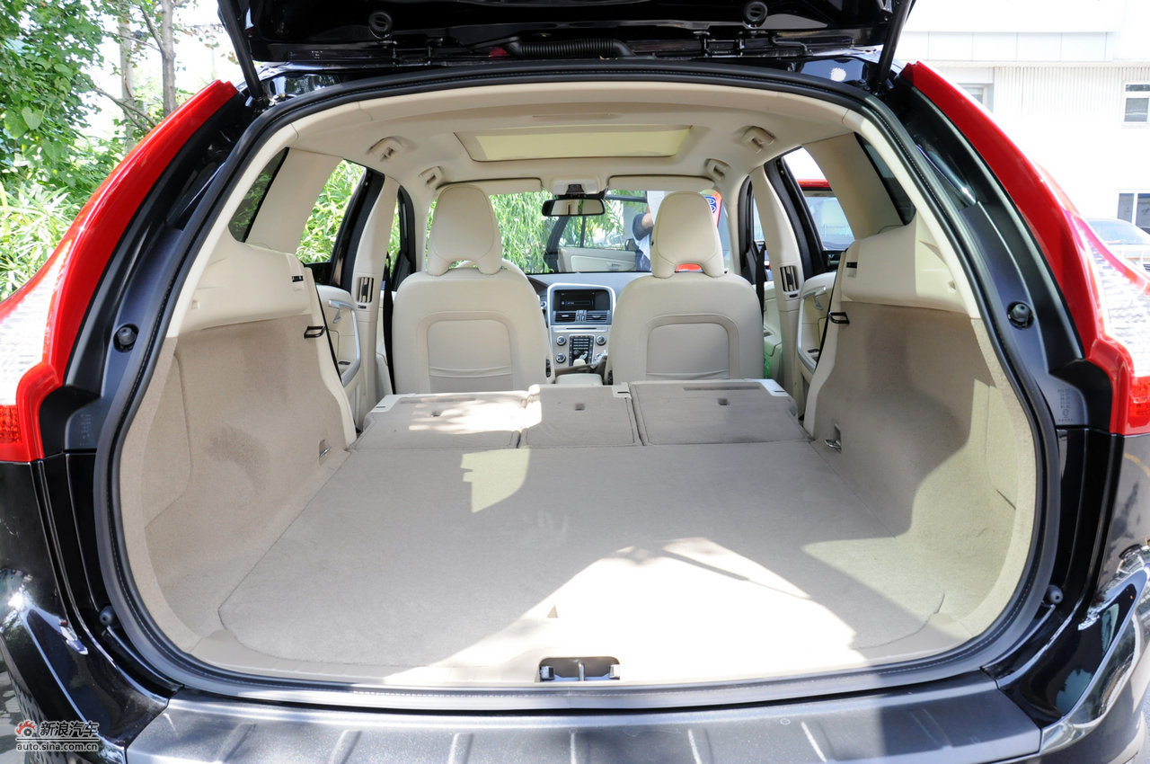 xc60座椅空间图片