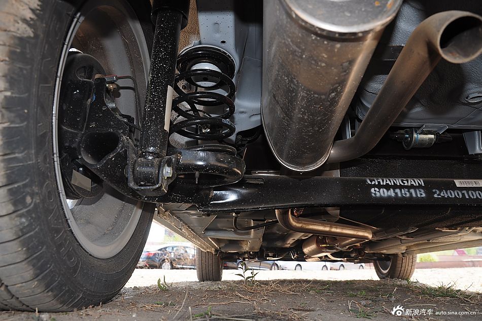 2015款奔奔1.4L手动尊贵型