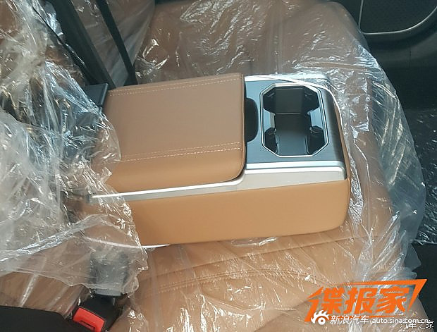 或搭双离合变速箱 曝吉利新款博瑞谍照