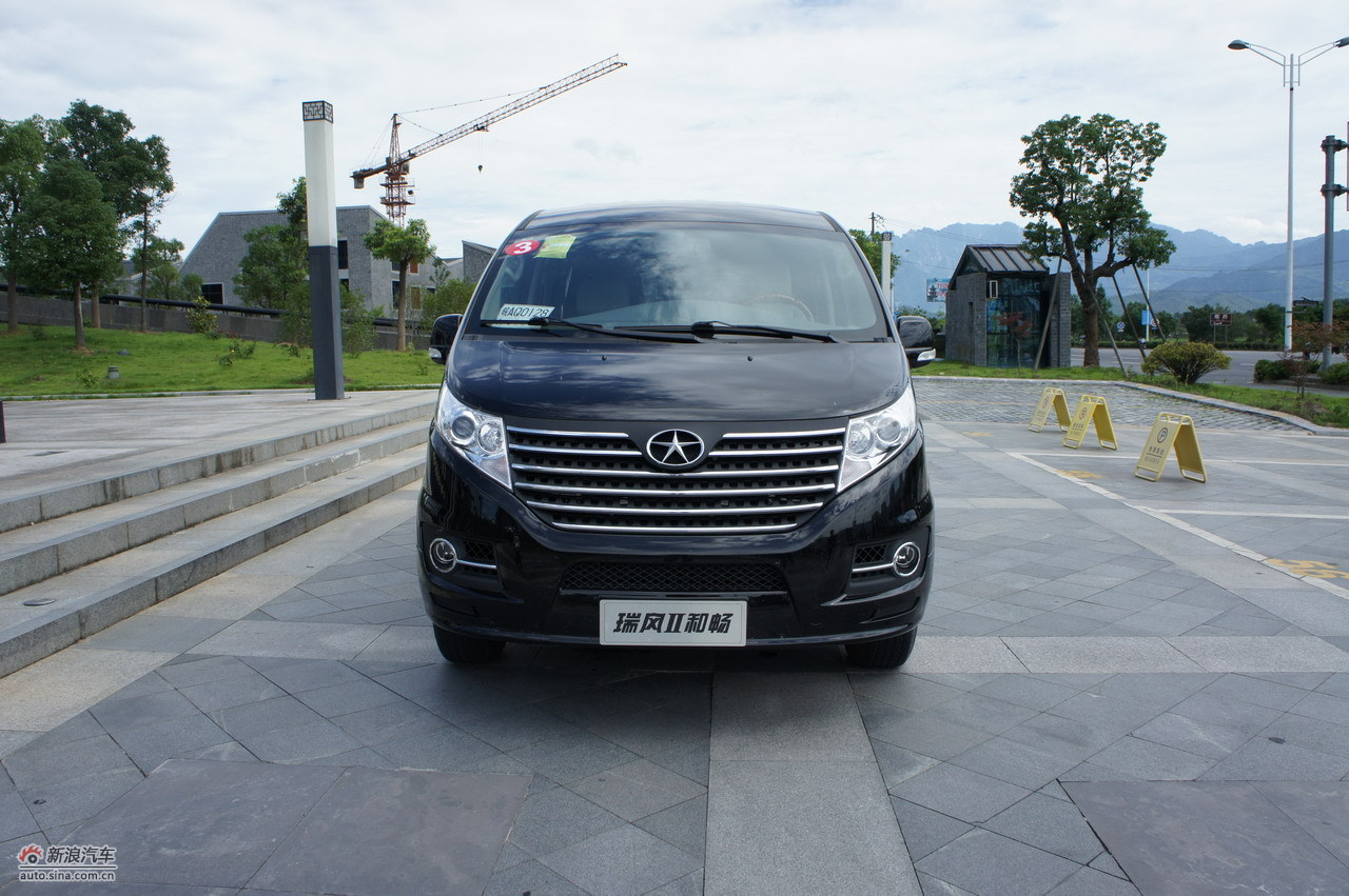 2011款瑞风和畅_瑞风m5外观图片6239499_汽车图库_新浪汽车_新浪网