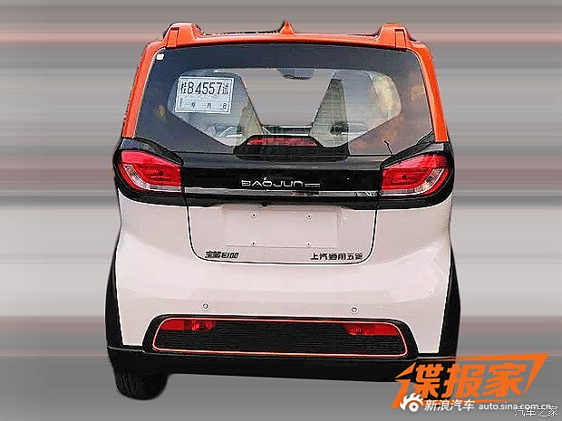 内外细节调整 宝骏E100最新实车图曝光