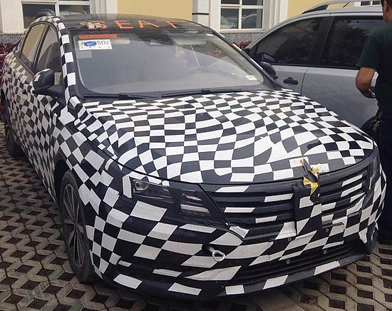 全新一代荣威550谍照曝光