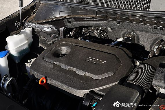 2015款索兰托L 2.4L GDI汽油四驱精英版