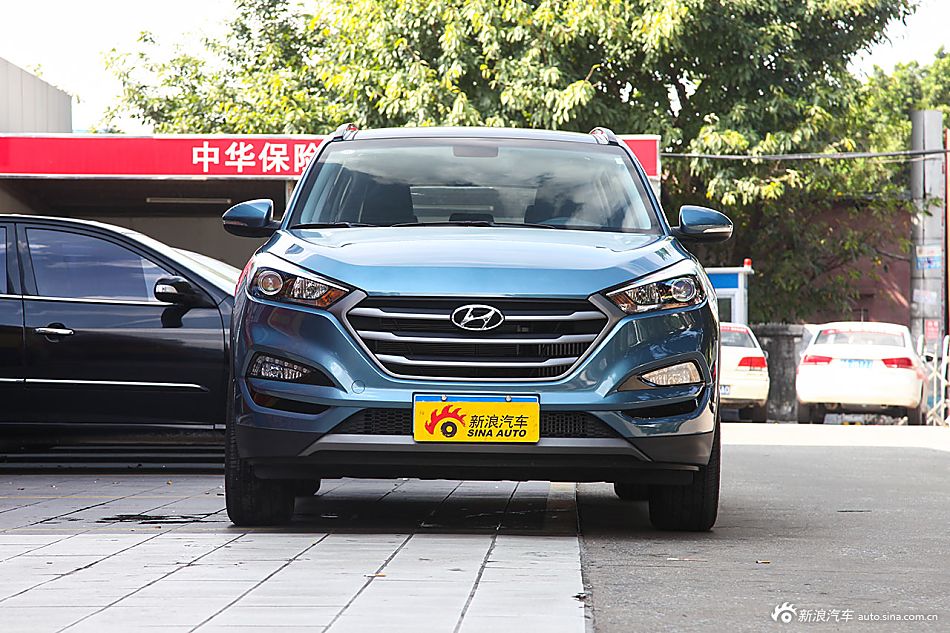 2015款全新途胜1.6T自动两驱领先型