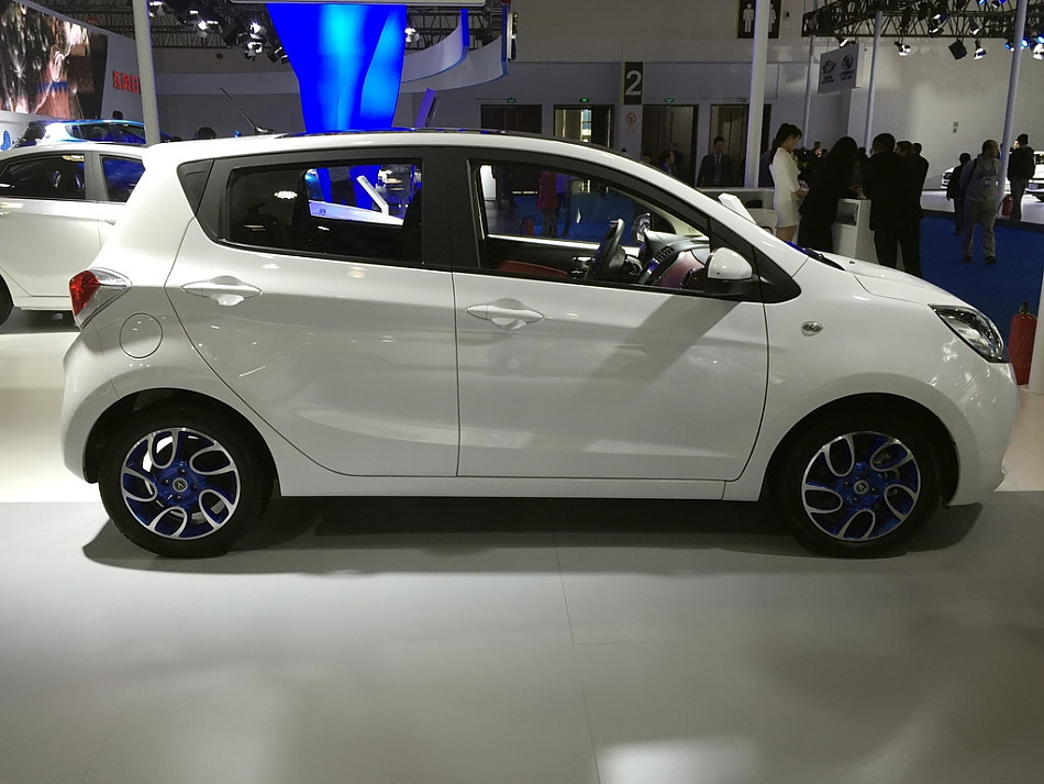 新款长安奔奔EV正式发布