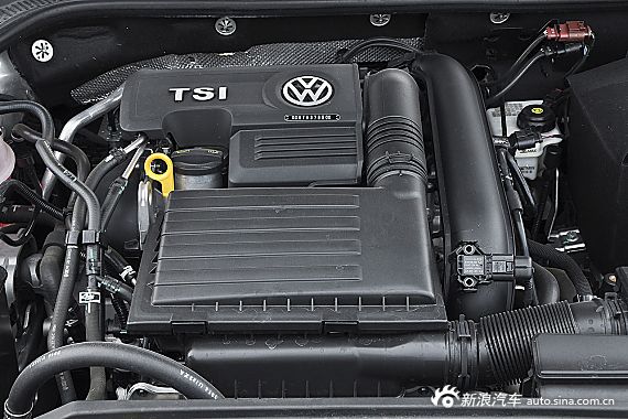 2015款速腾230TSI自动豪华型