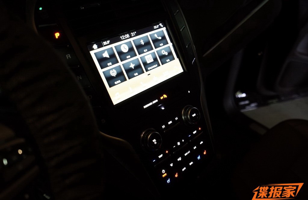 新款林肯MKC总统版谍照