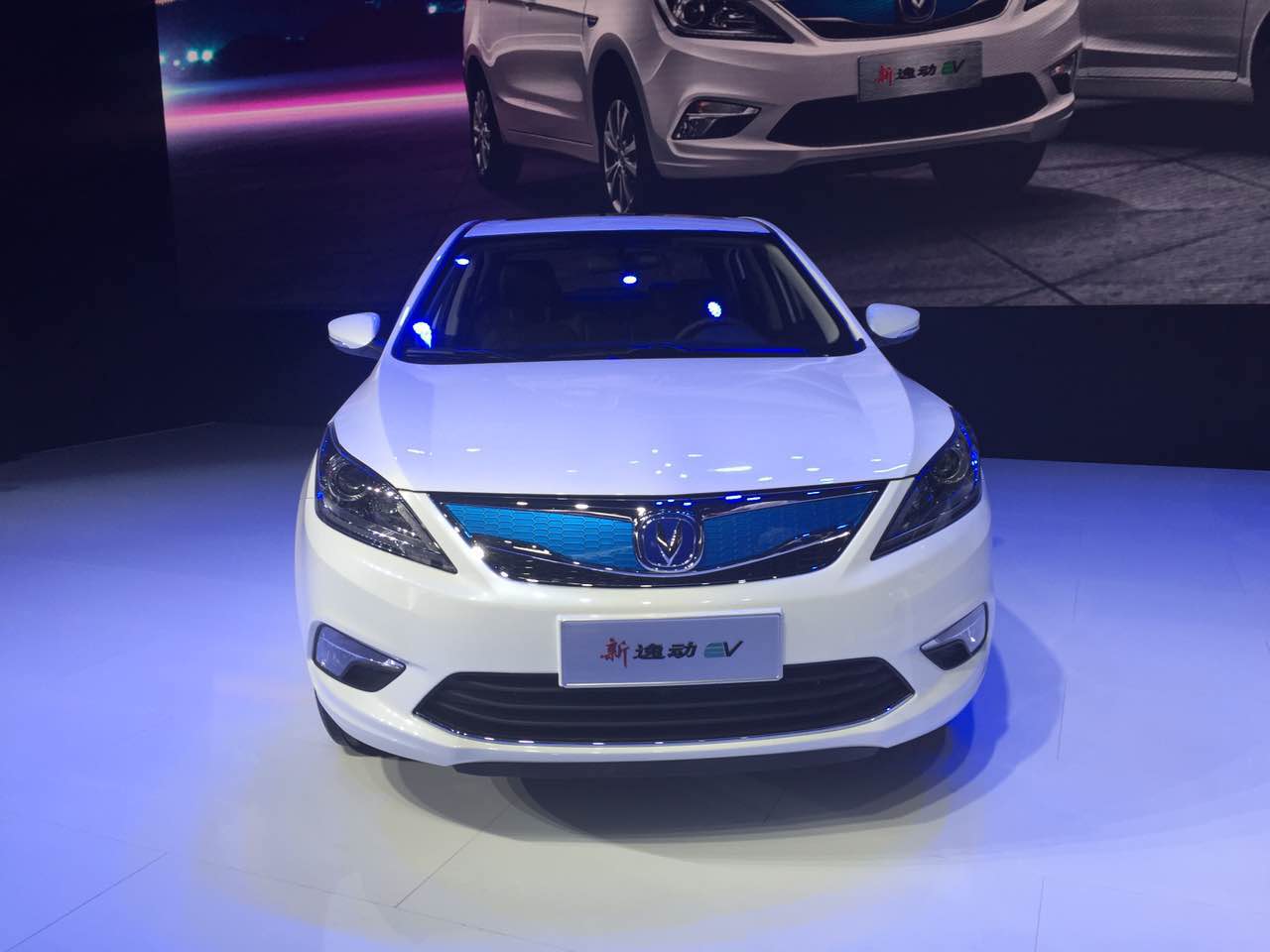 【逸动ev】_新款逸动ev_长安逸动ev报价及图片_配置_论坛–新浪汽车