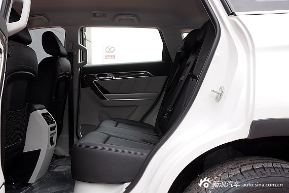 2015款哈弗H6 Coupe 2.0T手动两驱精英型