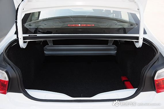 2015款爱丽舍质尚版1.6L手动时尚型