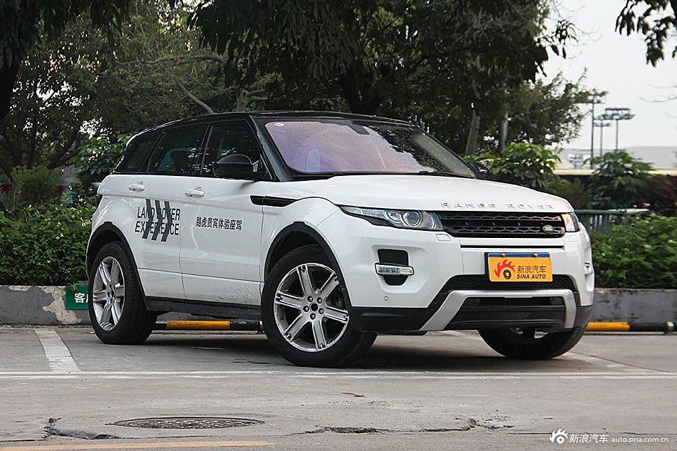 2015款揽胜极光2.0T自动锐动版