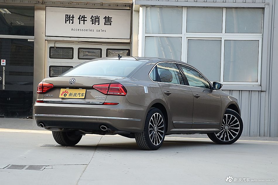 2016款帕萨特1.8T自动330TSI