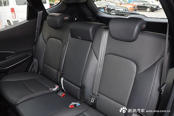 2015款全新胜达2.4L自动两驱GLS
