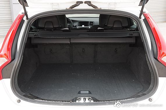 2015款沃尔沃V60 2.0T T5智雅个性运动版