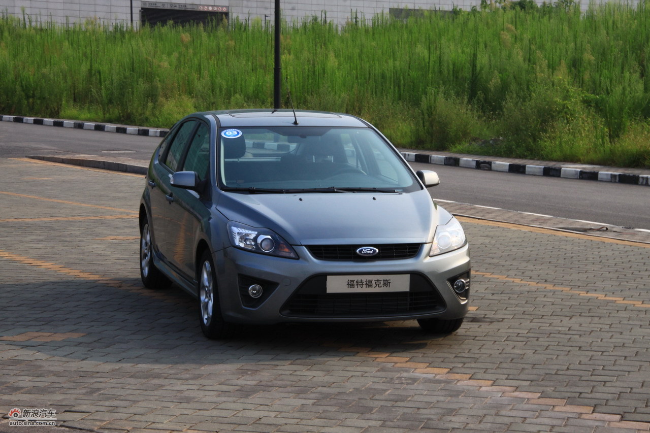 福特福克斯两厢高清图赏