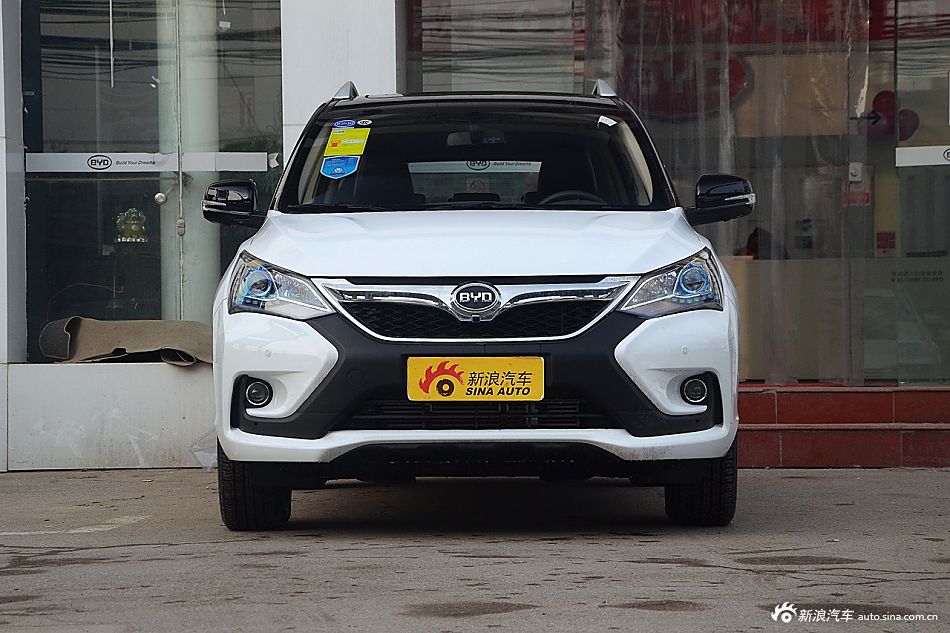 2016款比亚迪宋2.0TID自动尊贵型