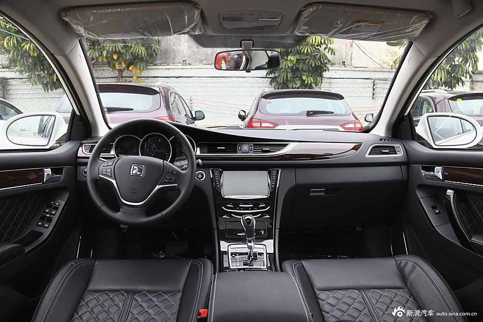 2015款众泰Z500 1.5T自动尊贵型