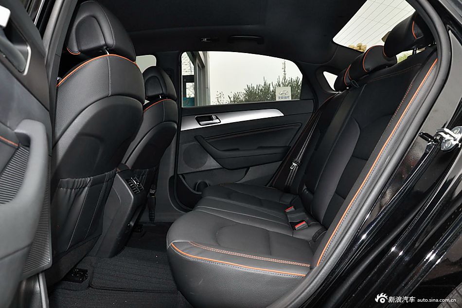 2015款索纳塔九 1.6TGDi DLX尊贵型