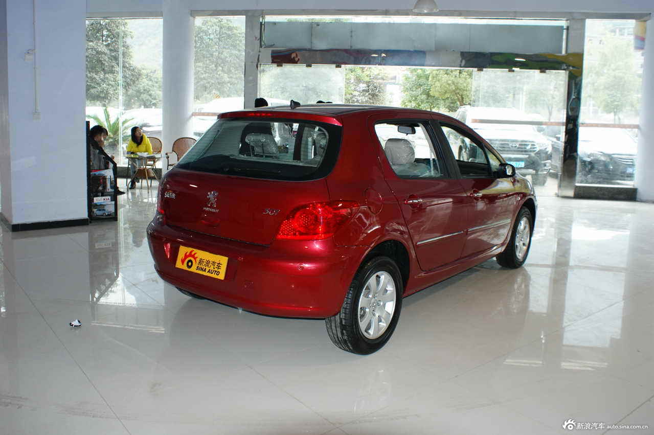 2012款标致307两厢1.6手动舒适版