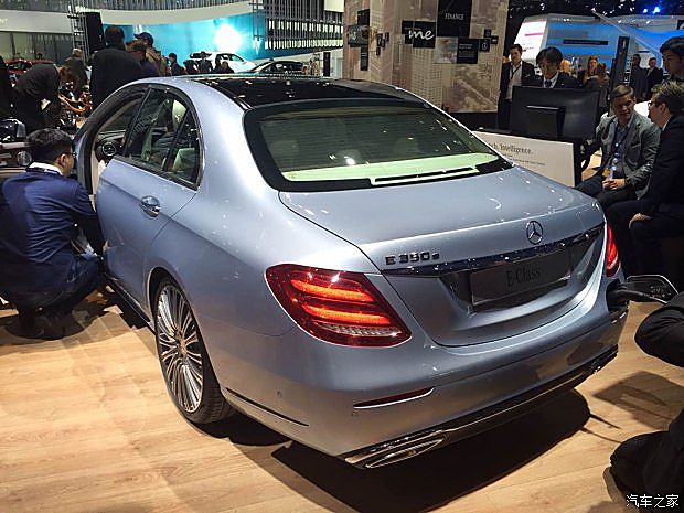2016北美车展：奔驰新E350e插电混动版