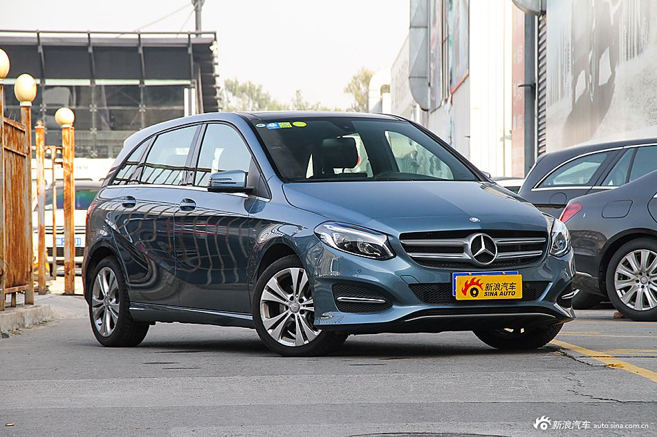 2015款奔驰b级b200时尚型