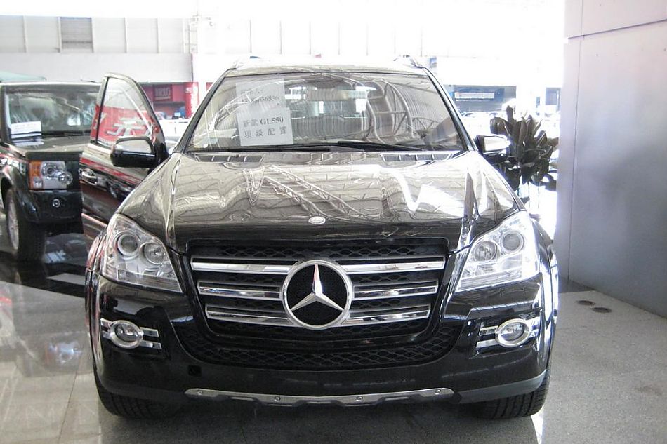 新美规顶级配置奔驰GL550到港实拍