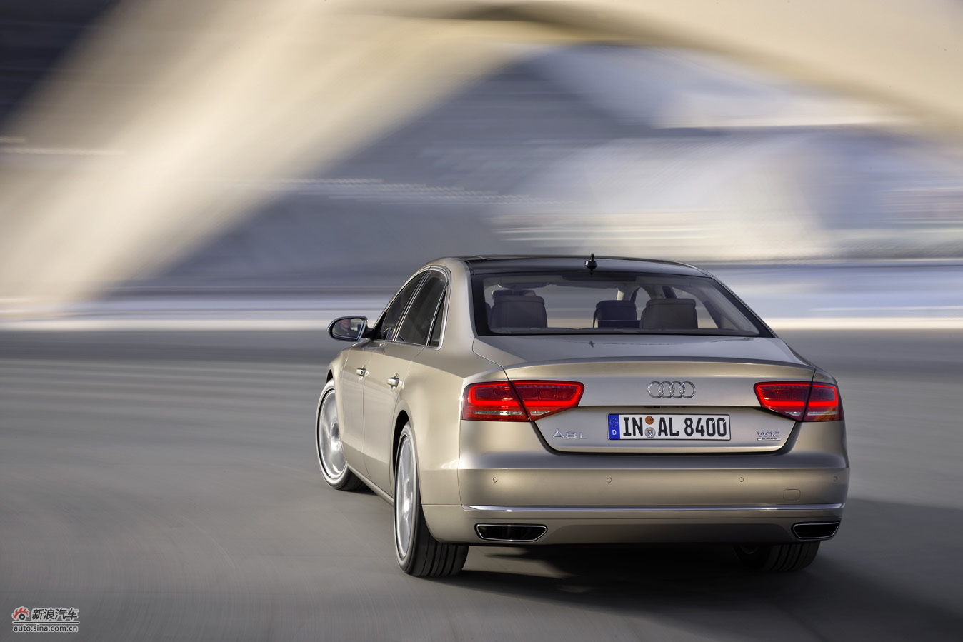 2011款奥迪a8l w12官方图