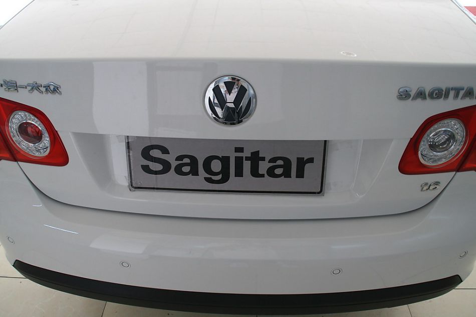 一汽大众速腾尾部_速腾细节图片36241_汽车图库_新浪汽车_新浪网