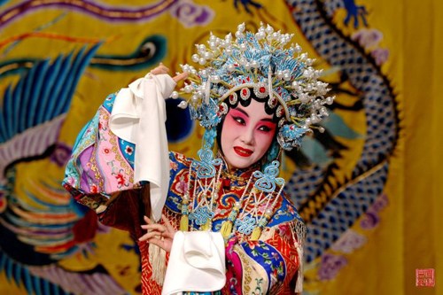 京剧，成为每次北京行锦上添花的点缀。(图：固山贝子)