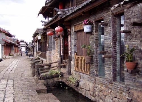 束河 束河