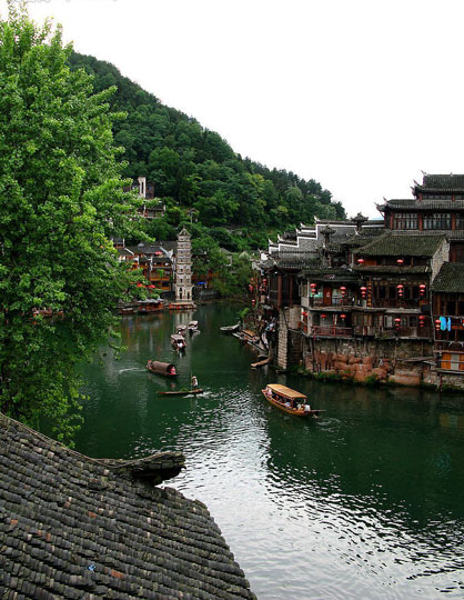 点击图片进入下一页