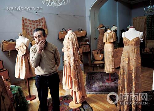 安娜格林蒂服装店(Atelier Anna Grindi)可以把瓶塞变成精美的服装，用软木塞制作的面料令这家深受时尚达人青睐的店铺增色不少。