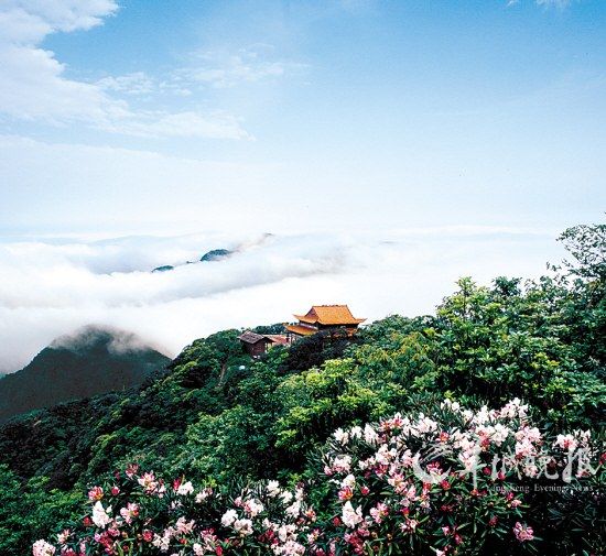 莽山：天台峰观音寺(景区提供)