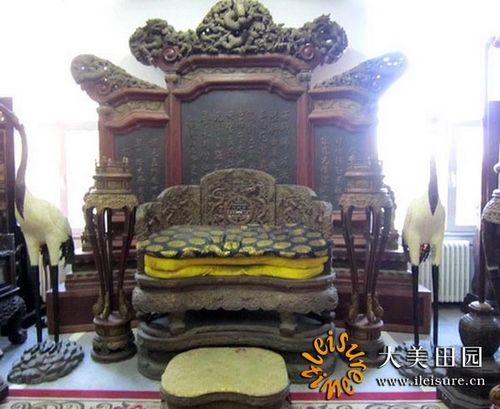 末代皇帝龙椅(仅此一座)