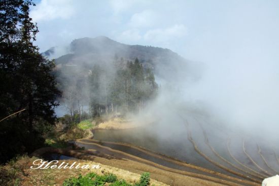 云雾缭绕(图：POCO网 鲁绿 摄)