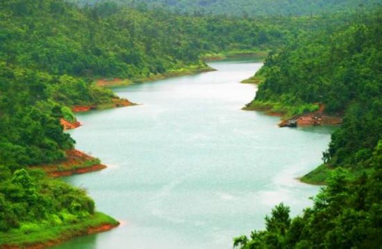 屯六水库好山水 郊游烧烤享乐宝地