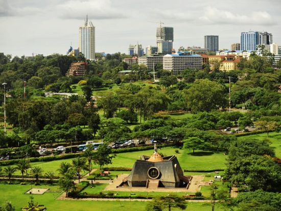 尤妮斯爱非俱乐部:内罗毕,被时光移动的城市