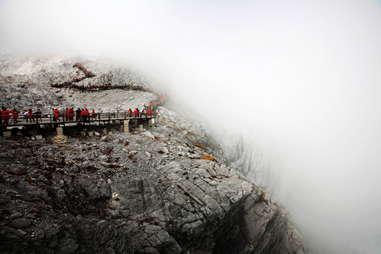  玉龙雪山(图片来源：霄云飞鹤)