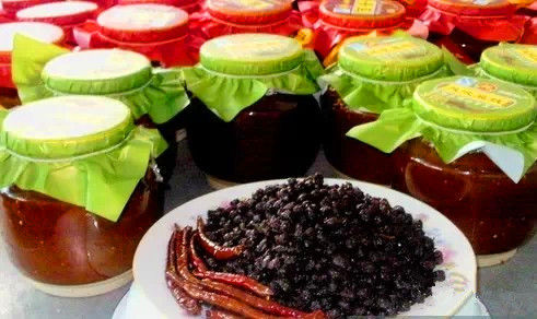 风吹豆鼓(来源：印象弥勒)