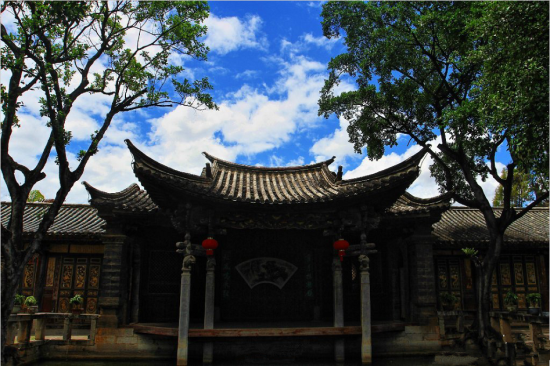 水上戏台(图片来源：@沈敦文)