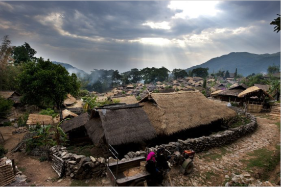 翁丁古寨(图片来源：@云南旅游)