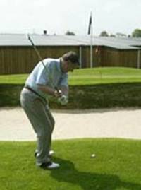 上杆时让杆面开放